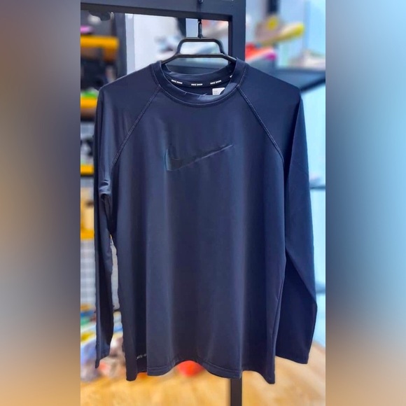 Nike Tops - Nike Black Long Sleeve Shirt